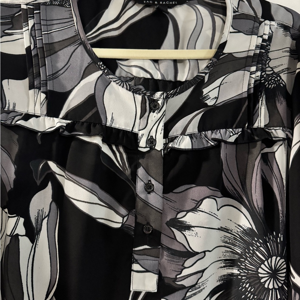 Zac & Rachel Monochrome Floral Blouse - Picture 2 of 3